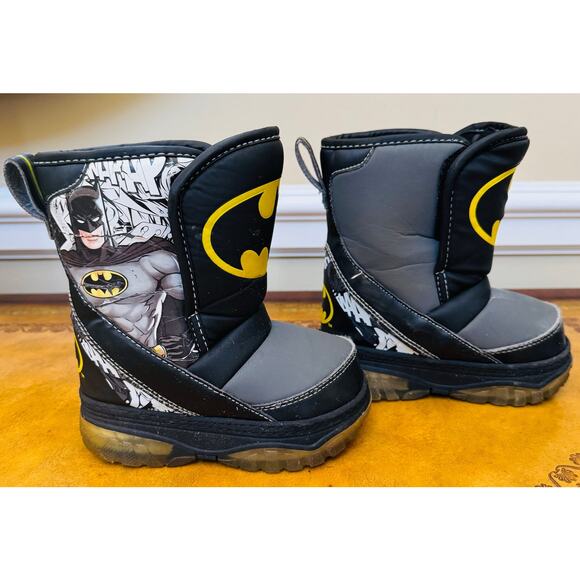 Batman D.C. Comics Toddler Waterproof Rain Snow Boots Size 1 - Picture 2 of 7